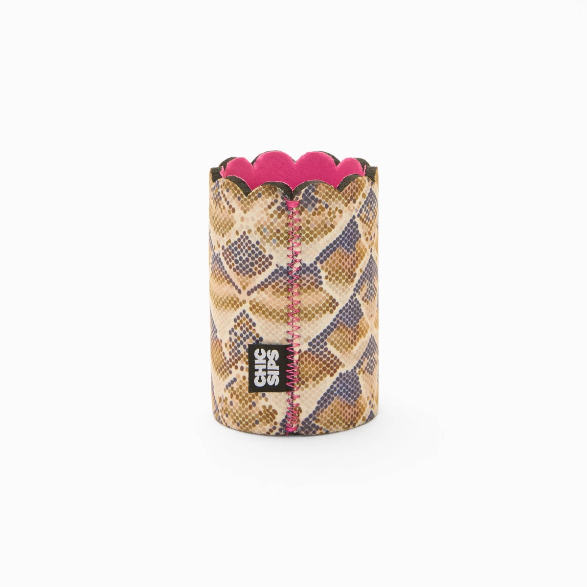 CAN COUTURE® Scalloped Can Sleeve