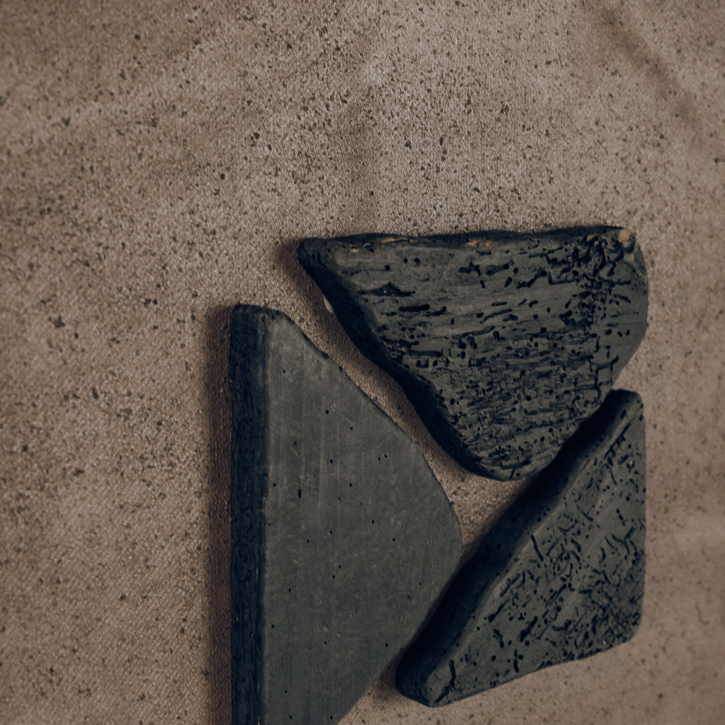 The Pinnacle - 52x52cm